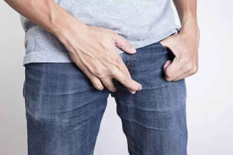 When should I see a doctor about piles?