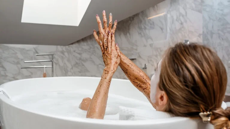 How To Remove Self Tanner From Face? Remove Fake Tanner